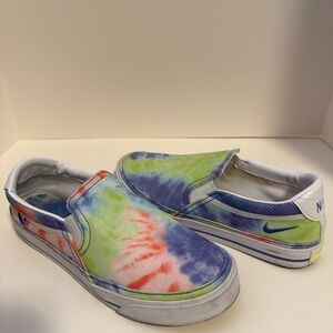 Nike Women Slip On NIKE Court Legacy Tie Dye Multicolor Canvas Sneakers Size 7.5